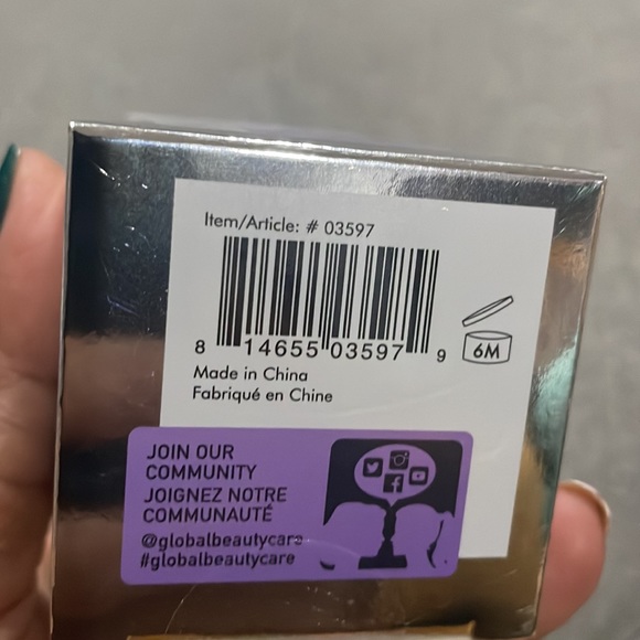 Global Beauty Care Hyaluronic Acid Skin Cream and Gel Mask set - Picture 11 of 11